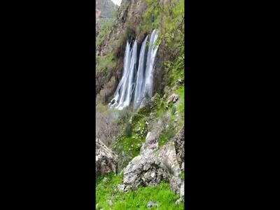 آبشار شوی واقع در مرز لرستان  و خوزستان