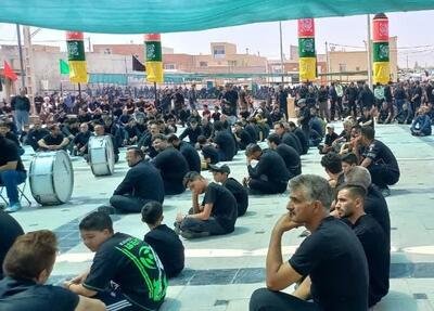 تجمع هیئات مذهبی اردستان در روز تاسوعای حسینی