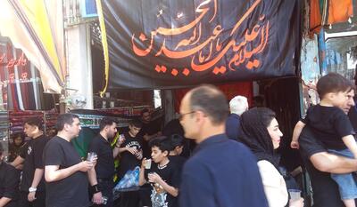 ایستگاه صلواتی عزاداران ابا عبدالله الحسین در روز تاسوعا