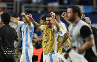 جنجال دوباره در جشن قهرمانی آرژانتین/ توهین یاران مسی به فرانسوی‌ها