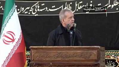 رئیس جمهور منتخب در جمع عزاداران حسینی در مرقد امام راحل