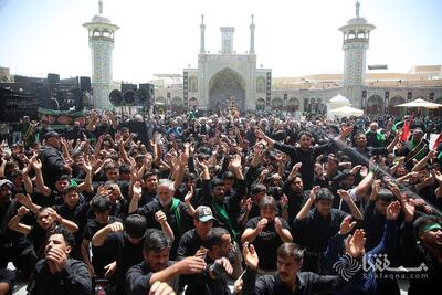 گزارش تصویری: عاشورای حسینی در حرم حضرت معصومه(س) | خبرگزاری بین المللی شفقنا