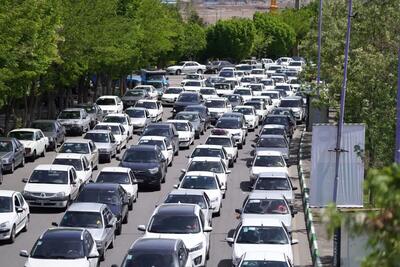 ترافیک در برخی مقاطع محور فیروزکوه سنگین است