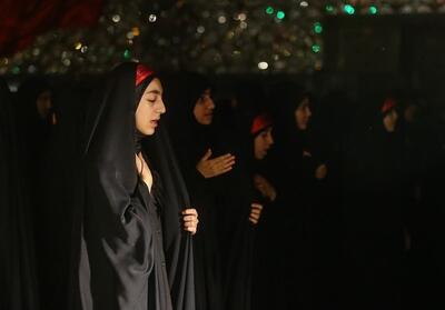 عزاداری و احیا شب عاشورا در حرم حضرت معصومه(س)- فیلم فیلم استان تسنیم | Tasnim