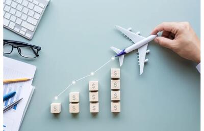 چه عواملی بر قیمت بلیط هواپیما تأثیرگذار است؟