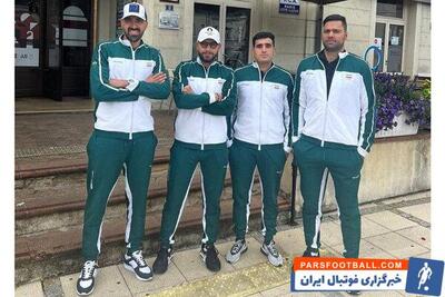 رونمایی از لباس کاروان ورزش ایران با رسیدن شمشیربازان به پاریس! - پارس فوتبال | خبرگزاری فوتبال ایران | ParsFootball