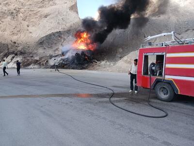 واژگونی کامیون حمل بنزین درشهرستان کیار وبختیاری یک مجروح داشت