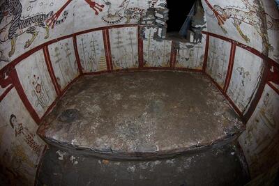 کشف نقاشی دیواری نفیس در چین از یک مقبره با قدمت بیش از 1200 سال!!