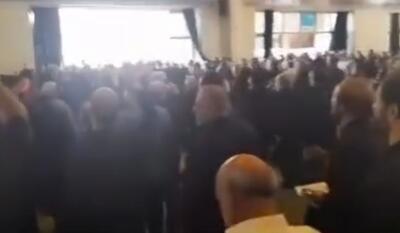 ویدئوی شعار ظریف گورت را گم کن در نماز جمعه امروز تهران | چه کسانی علیه ظریف فحاشی کردند؟ | جمعیت شعار دهنده را ببینید