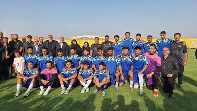 حضور وزیر ورزش در تمرینات تیم شمس آذر قزوین