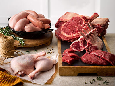 صعود قیمت مرغ در بازار/ بوقلمون ارزان شد؛ دام کشتار گران/ گوشت گوساله کیلو چند؟