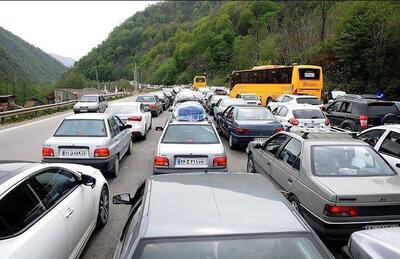 جاده چالوس مسدود است/ ترافیک سنگین در محور‌های مواصلاتی کشور