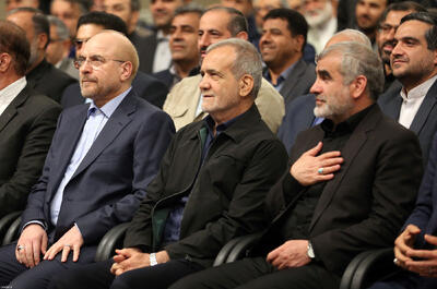 شوخی رهبر انقلاب با مسعود پزشکیان به خاطر حضور در جلسه با نمایندگان/ ویدئو