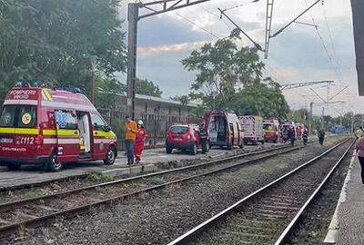 برخورد قطار در رومانی ۱۵ زخمی بر جای گذاشت