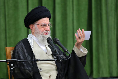 رئیس و نمایندگان مجلس شورای اسلامی با رهبر معظم انقلاب دیدارکردند