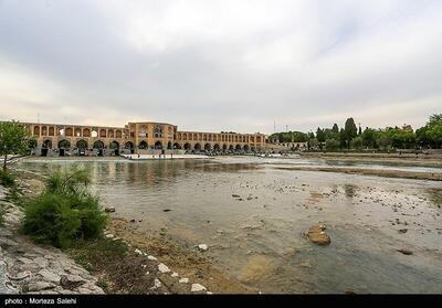 « زاینده‌رود» زیر بار تصمیمات غلط مدفون شده است/روزهای خوش جریان دائمی «مادی‌ها» تا آبرسانی با «تانکرها»