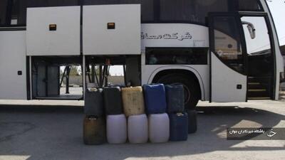 اتوبوس حامل سوخت قاچاق در پیرانشهر متوقف شد
