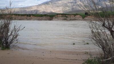 خطر غرق شدگی گردشگران در رودخانه کارون در بخش سوسن