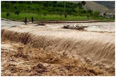 جاری شدن سیل در این منطقه لاریجان