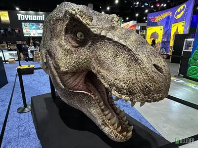 مجسمه تی‌رکس از فرنچایز Jurassic Park در رویداد SDCC 2024 به نمایش گذاشته شد - گیمفا