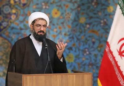 امام جمعه همدان: در انقلاب اسلامی نماز جمعه دارای عظمت شد - تسنیم