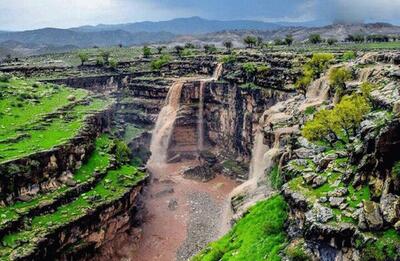 نمایی حیرت آور از تخت‌چو پل‌دختر در استان لرستان+فیلم