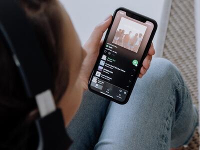 معرفی برنامه های Flud Premium و Spotify Premium | مجله پدال