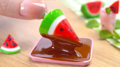 l: Delicious Miniature Watermelon Ice Cream Decorating | Best Of Tiny Fruit Dessert In Summer  ▽ Story of the day: Good morning guys. Do you like Watermelon ? Let me tell you about our specials today.  I make fresh miniature watermelon ice cream. Hope you guys enjoy it! Dont forget to subscribe!    ▽ Ingredien  Watermelon  Sugar  Lime  Chocolate chips  White chocolate  Food coloring  Melted chocolate