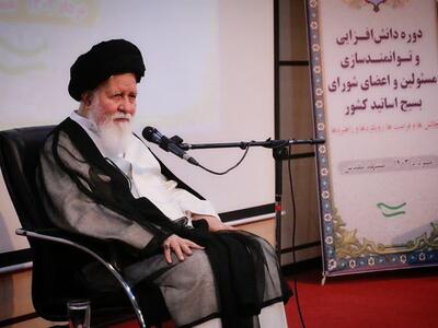 آیت‌الله علم‌الهدی: تکیه بر اندیشه‌های غربی مسبب سقوط از عدل‌اسلامی است