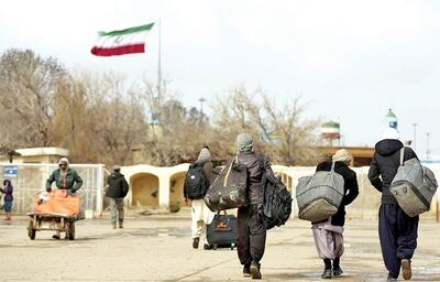 عملیات ضربتی علیه افغان‌ها درمان درد‌ها نیست؛ ایران ساختار مهاجرپذیری می خواهد