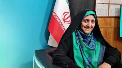 (ویدئو) بهروز آذر: زنان نیمی از سرمایه انسانی، فکری و تخصصی کشور هستند