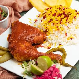 همینطوری مرغ رو ننداز توی آبجوش تا بپزه! | روش پخت مرغ آبپز ترد و لذیذ +ویدئو