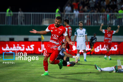 لیگ برتر فوتبال- پرسپولیس و ذوب آهن