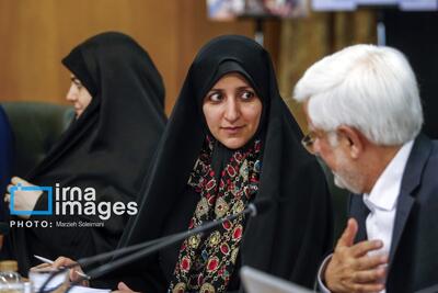کیهان از مواضع معاون زنان پزشکیان عصبانی شد - پایگاه خبری مدارا