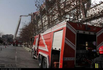 هتل آپارتمانی در نزدیکی حرم مطهر رضوی دچار آتش سوزی شد