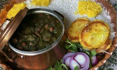 ناهار امروز: قورمه سبزی با گوشت چرخ کرده؛ غذای جدید و خوشمزه + طرز تهیه