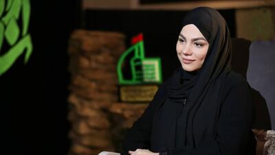 ببینید| گاف وحشتناک خانم مجری روی آنتن زنده! | رویداد24