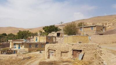 کمبود امکانات رفاهی و دردسر‌های آن برای اهالی روستای نمکین