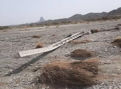 سیستان و بلوچستان در محاصره توفان؛ سقوط ۹۴ اصله پایه شبکه برق در ایرانشهر