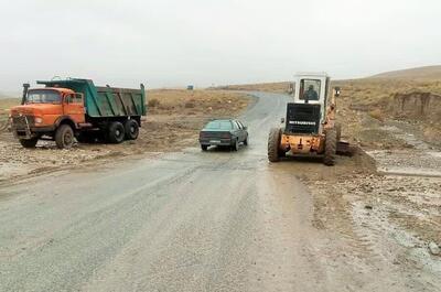 راه ارتباطی ۱۵ روستای بافت باز شد