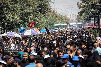 مراسم راهپیمایی جاماندگان حسینی تهران آغاز شد