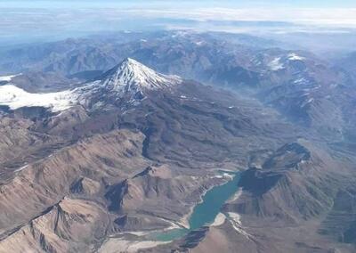 عکس: نمایی زیبا از قله دماوند