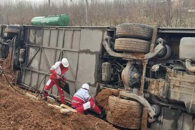 اتوبوس زائران اربعین واژگون شد