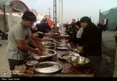 پخت و توزیع غذا در موکب بوشهری‌ها در کربلا- عکس صفحه استان تسنیم | Tasnim