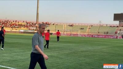 تشویق یحیی گل‌محمدی در سردار آزادگان قزوین - پارس فوتبال | خبرگزاری فوتبال ایران | ParsFootball