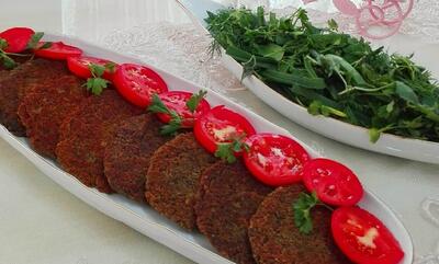 طرز تهیه کوکو عدس و مرغ؛ غذایی که همه دوست دارند