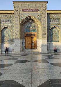 حسن آبادی:بیش از ۱۵۰۰ مرقع از دورۀ تیموری تا دورۀ معاصر در کتابخانۀ آستان قدس است/ محبوب:اسناد موجود در آستان قدس بیشتر اجتماعی و اقتصادی است تا سیاسی