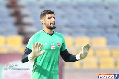 گلر جوان، مهاجم پرسپولیسی را ناکام گذاشت - پارس فوتبال | خبرگزاری فوتبال ایران | ParsFootball