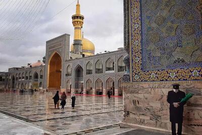 عکس داماد محمدرضا پهلوی در حرم رضوی خبرساز شد