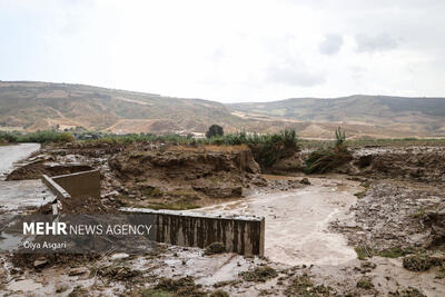 جاده روستای قره یسر بالای کلاله در مسیر سیلاب